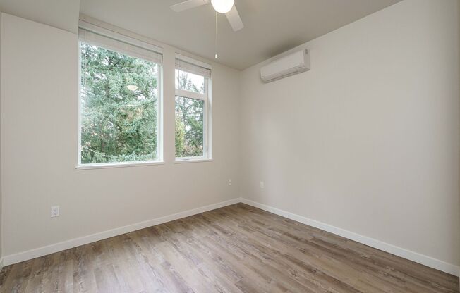 Studio, 1 bath, 345 sqft, $1,225, Unit 303