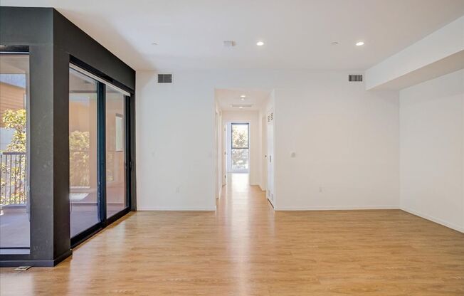2 beds, 2 baths, 1,084 sqft, $3,975, Unit 315