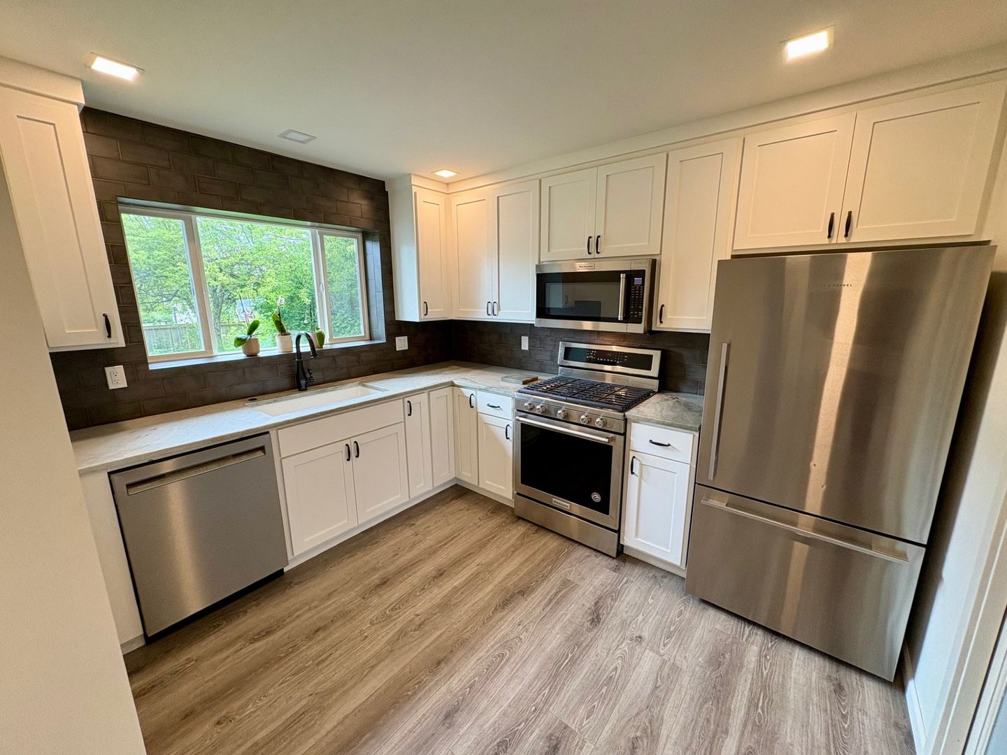 Edmonds Apartment (ADU)