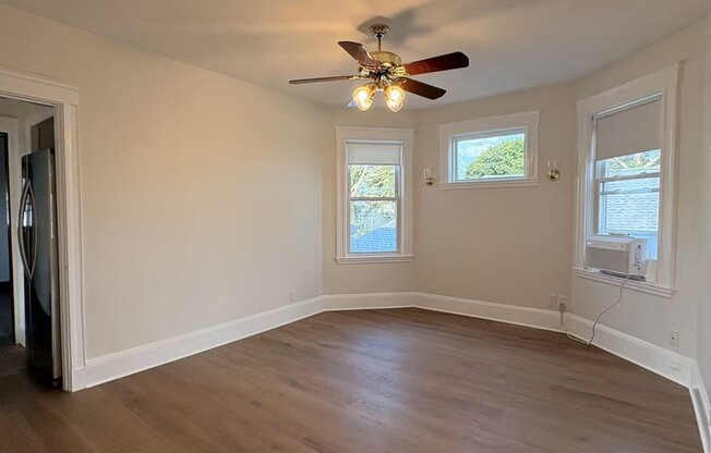 2 beds, 1 bath, 1,185 sqft, $2,800, Unit 2