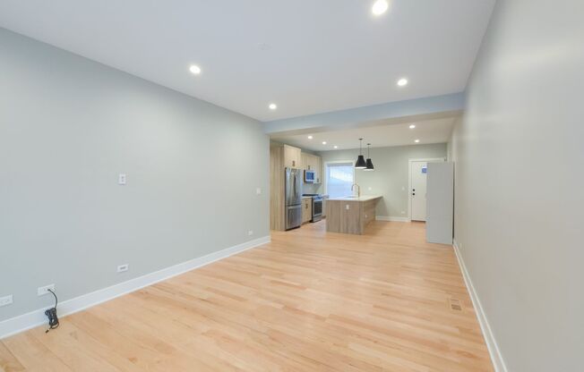 3 beds, 3 baths, 1,641 sqft, $3,895, Unit 2541-1