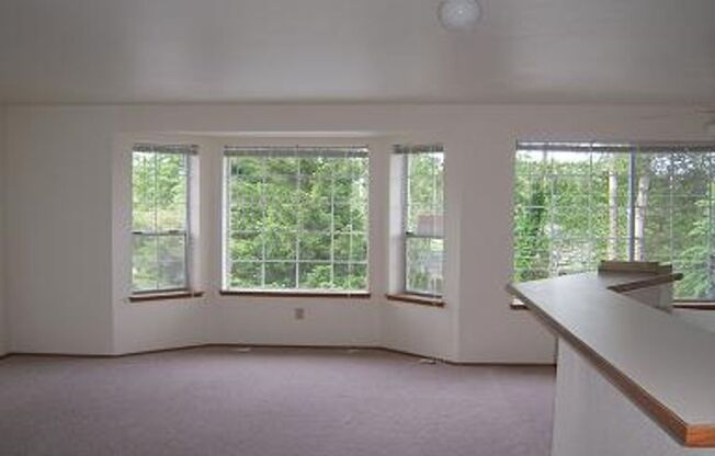 Grade Road Apartments