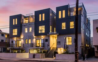 Townhomes and Studios in Culver City w/ Parking & Private Rooftop Deck!