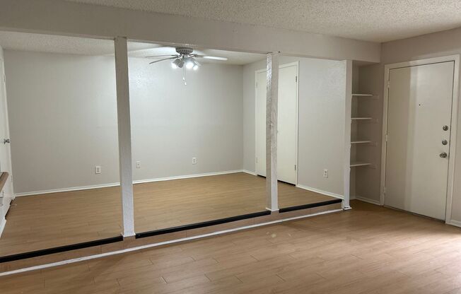 Studio, 1 bath, 575 sqft, $1,095, Unit OCR-126