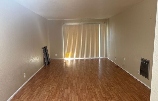 Condo 2 Bed / 2 Bath – In-Unit Laundry – Central San Diego San Diego, CA 92105