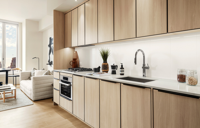 Studio, 1 bath, $5,700, Unit 5G