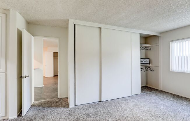 1 bed, 1 bath, 700 sqft, $2,077, Unit Unit 06D