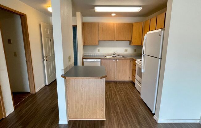 2 beds, 1.5 baths, 950 sqft, $1,550, Unit C308