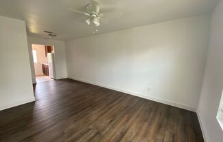 2 beds, 1 bath, $1,100