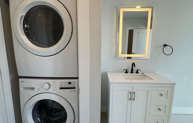 2 beds, 1 bath, 1,246 sqft, $1,495, Unit F300