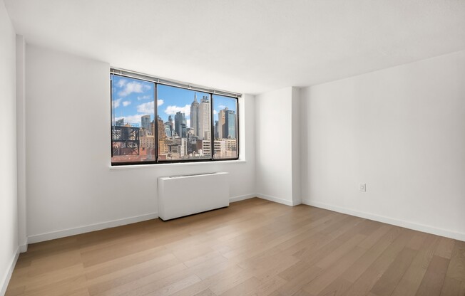 1 bed, 1 bath, $5,900, Unit 14B