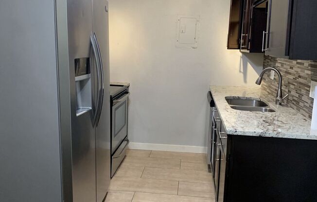 1 bed, 1 bath, $1,450, Unit Unit 2-206