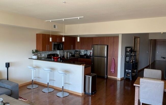 1 bed, 1.5 baths, 1,225 sqft, $2,150, Unit 603