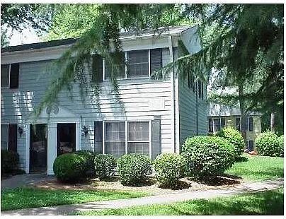 621 GUNSTON CT