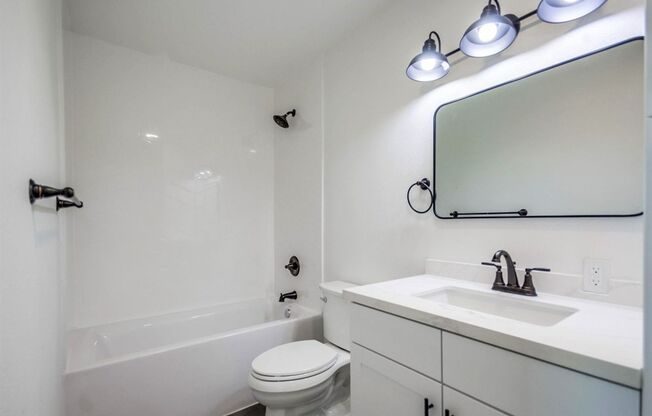 1 bed, 1 bath, 576 sqft, $2,495, Unit 6