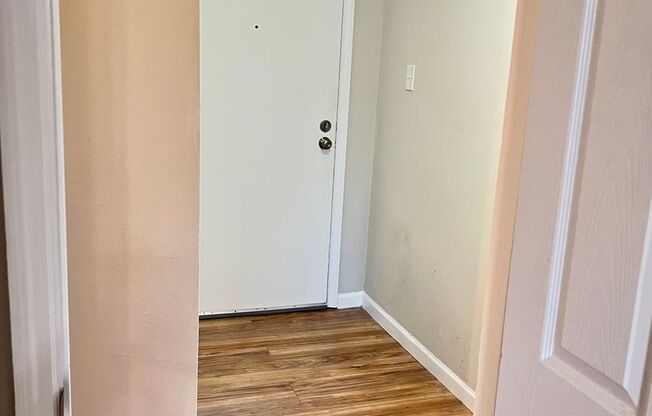 1 bed, 1 bath, 800 sqft, $950, Unit 10188 - #2