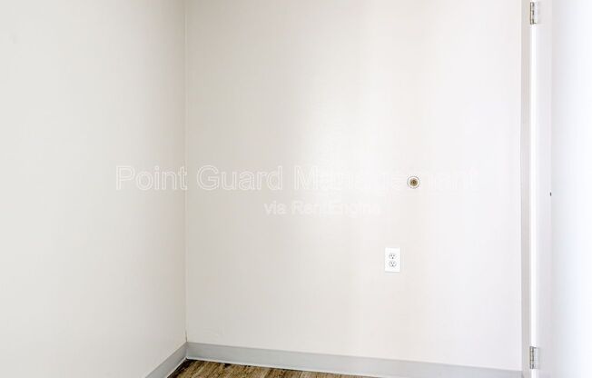 Studio, 1 bath, 329 sqft, $695, Unit 529