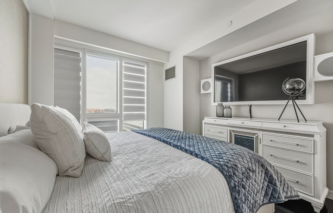 2 beds, 2.5 baths, 1,338 sqft, $12,500, Unit 17C