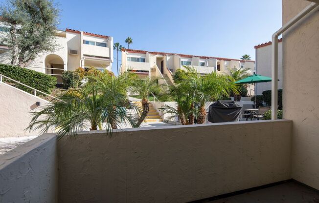Studio, 1 bath, 455 sqft, $1,800, Unit 049