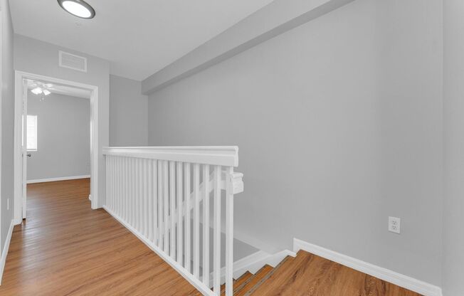 1 bed, 1.5 baths, 693 sqft, $1,950, Unit 208