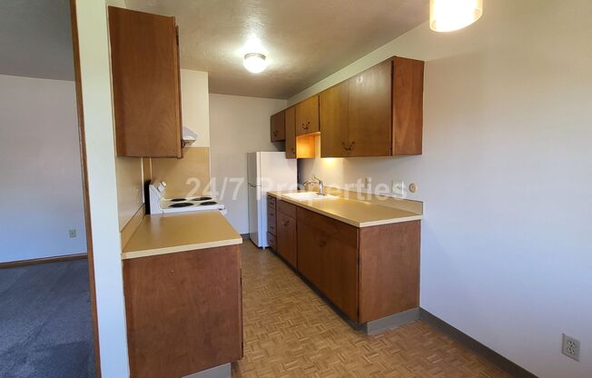 Hilltop 1BD I 1BA Apartment - Homestead