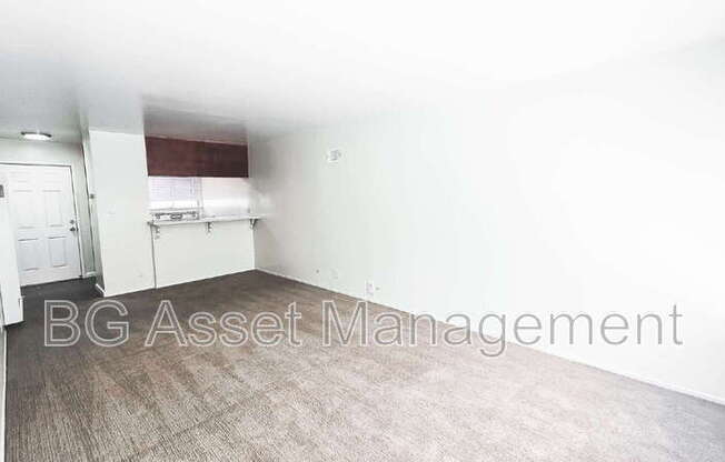 3600 DIMOND AVE