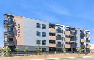 Hudson Lux by Wiseman