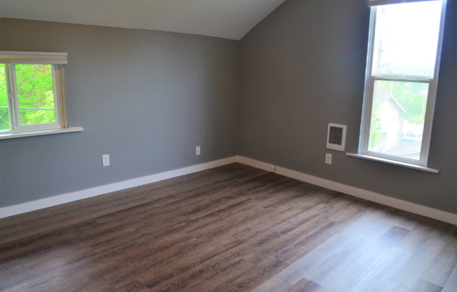 614 11 ST