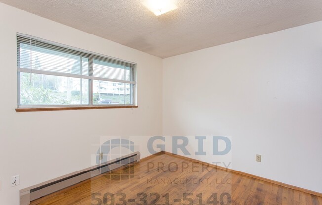 3 beds, 2 baths, $2,295