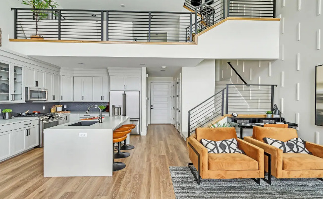 6911 S STATIC PEAK DR