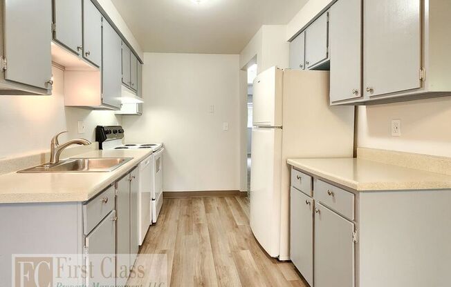 1372 NE 186 AVE