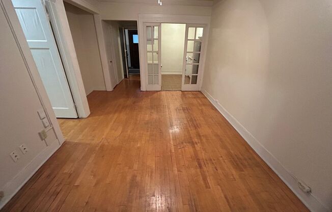 1 bed, 1 bath, $1,075, Unit 3