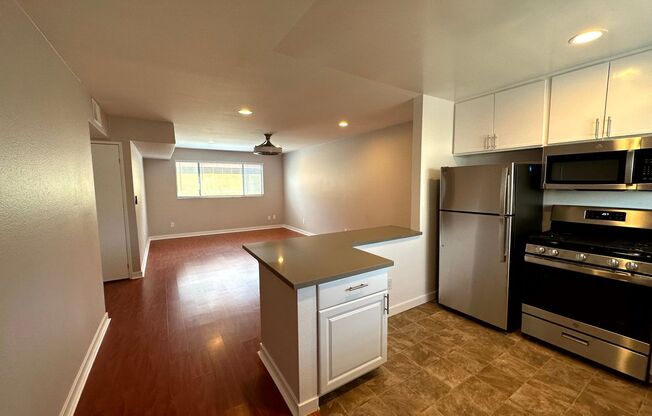 2 beds, 2 baths, $2,495