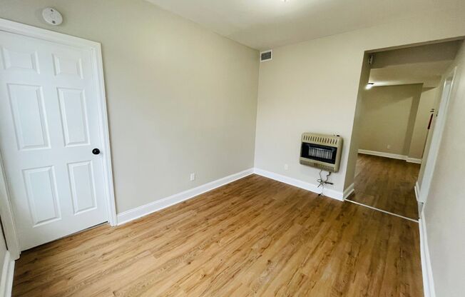 2 beds, 1 bath, 720 sqft, $1,675, Unit 67 Oak Street 3rd Floor