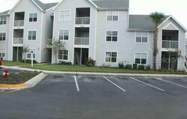 2 bedroom 1 bath condo Near the Loop