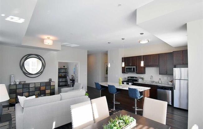 Welcome to The Oaks of Shorewood Apartments