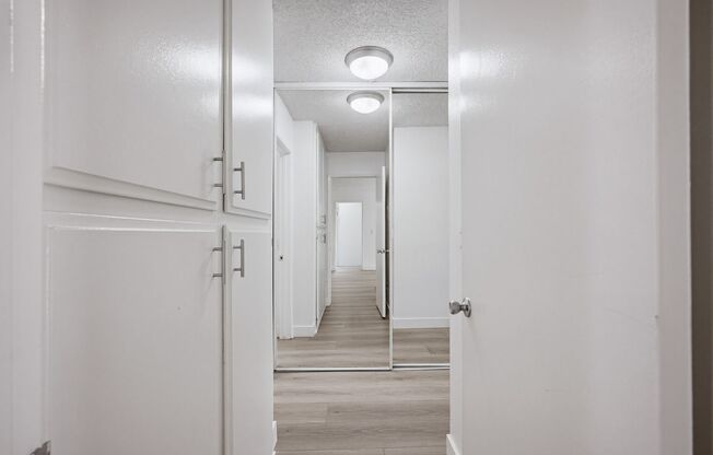 2 beds, 2 baths, 1,044 sqft, $2,895, Unit 204