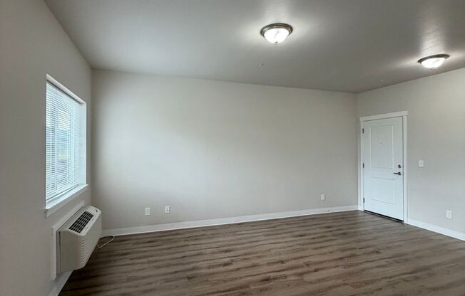 1 bed, 1 bath, 791 sqft, $1,350, Unit C313