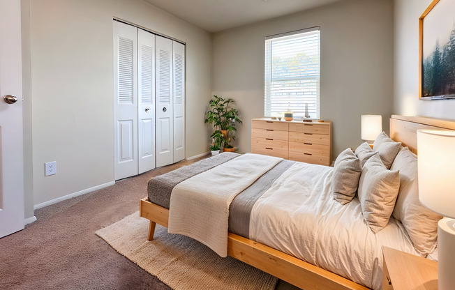 Spring into your new home and enjoy $250 OFF your first month’s rent!