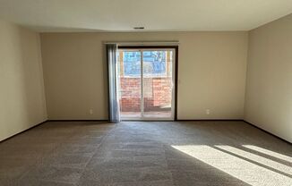 Century House Apts. (909 N. 48th Ave.)