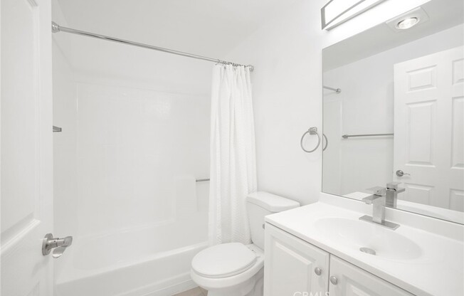 2 beds, 2 baths, 1,225 sqft, $2,750, Unit 9A