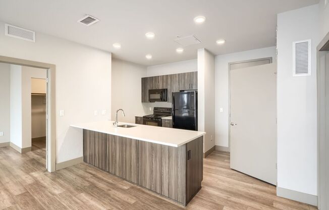 2 beds, 2 baths, 708 sqft, $1,850, Unit 305