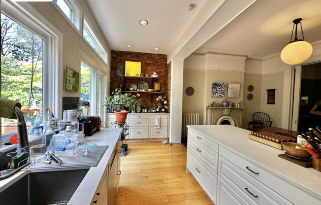 16 PROSPECT PL