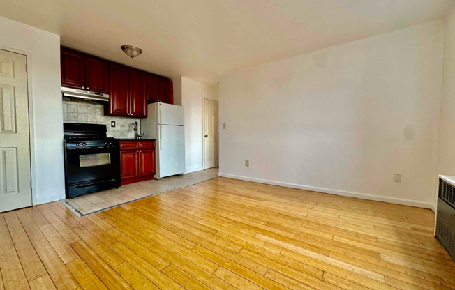 122 BRUCE AVE