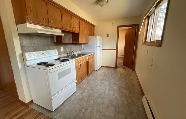 1 bed, 1 bath, $975, Unit Unit 4