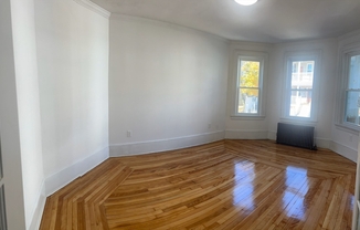 3 beds, 1 bath, 1,200 sqft, $3,100, Unit 1