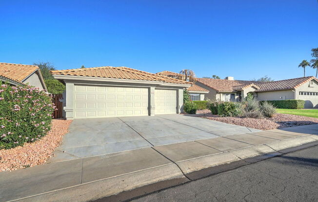 8940 E PALM RDG DR