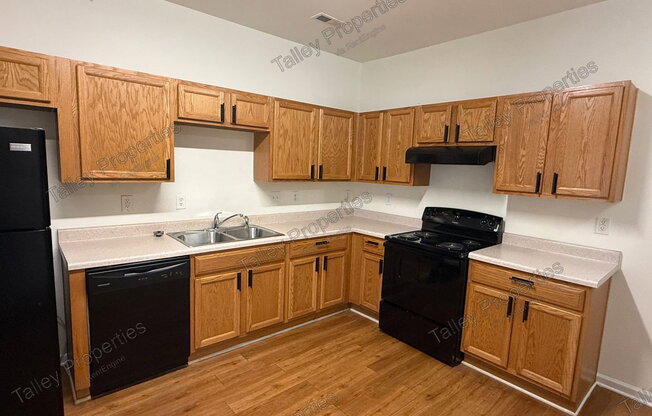 7033 SOMERSET SPG DR