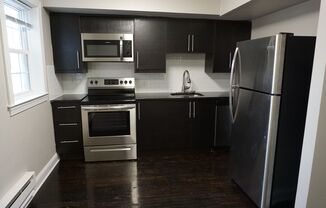 2 beds, 1 bath, 690 sqft, $1,550, Unit A2