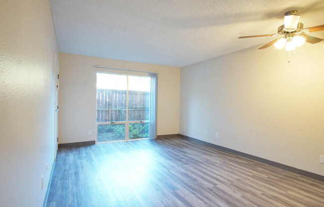 Cozy 1-Bedroom Near OHSU Ready Late January!